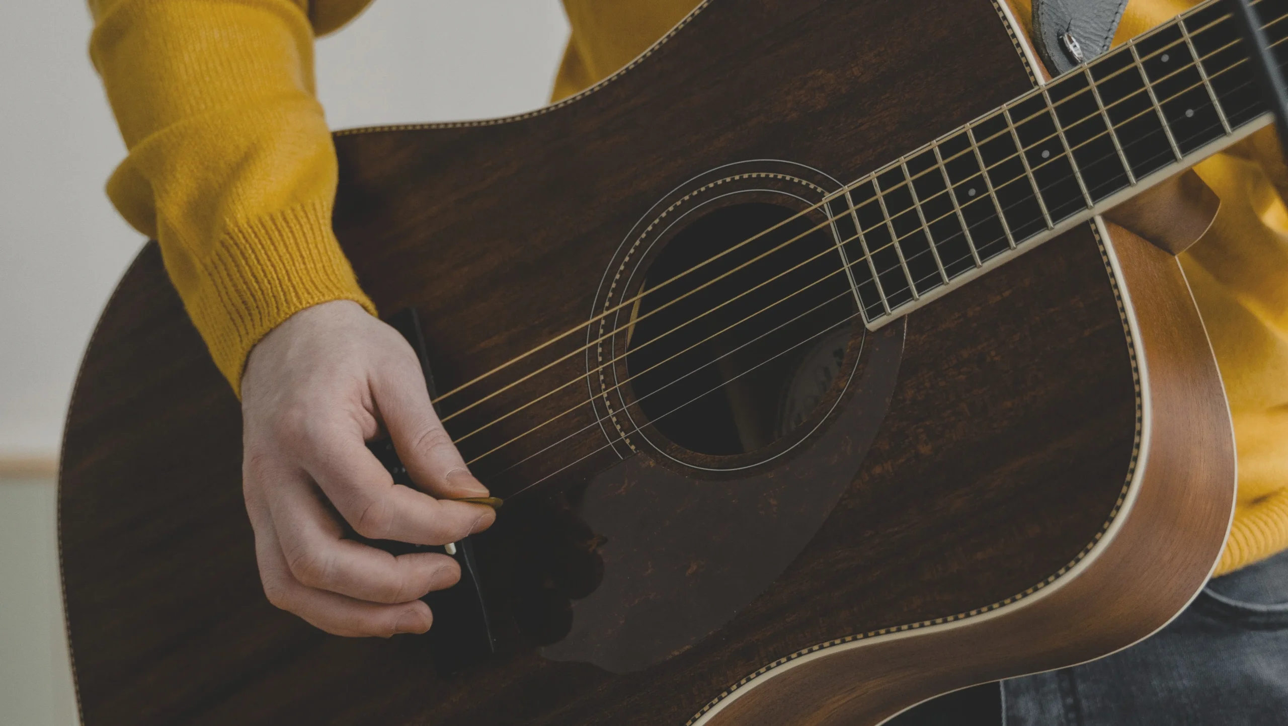 Luminous Guitarist